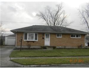 1047 Westmont Dr, Springfield, OH 45503 photo 1