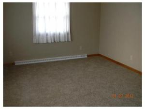 1047 Westmont Dr, Springfield, OH 45503 photo 3
