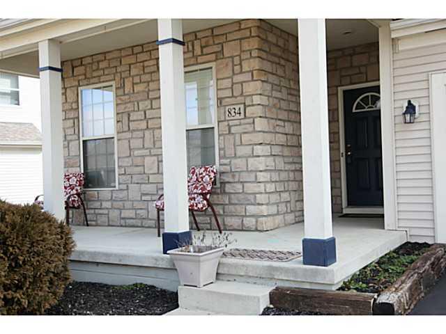 834 Military Dr, Galloway, OH 43119 photo 2