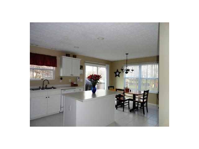 746 Northhampton Ct, Delaware, OH 43015 photo 6