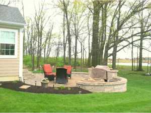 8640 Maple Leaf Ct, Powell, OH 43065 photo 2