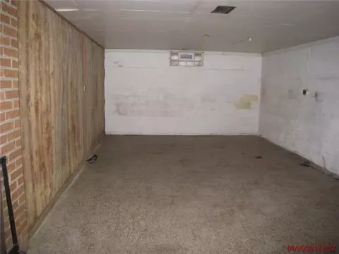 4065 Etna St, Whitehall, OH 43213 photo 6
