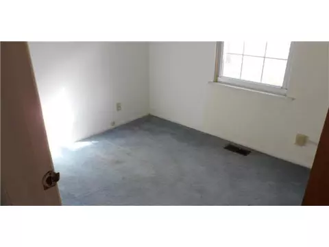 1820 Marinette Dr, Springfield, OH 45503 photo 3
