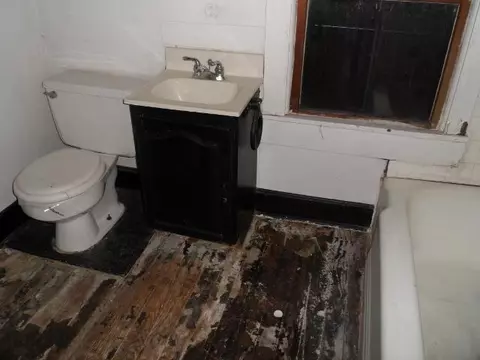 540 E Mound St, Circleville, OH 43113 photo 9