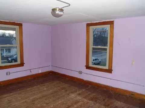 540 E Mound St, Circleville, OH 43113 photo 5