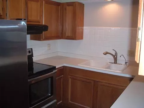 109 Rustic Dr, Circleville, OH 43113 photo 6