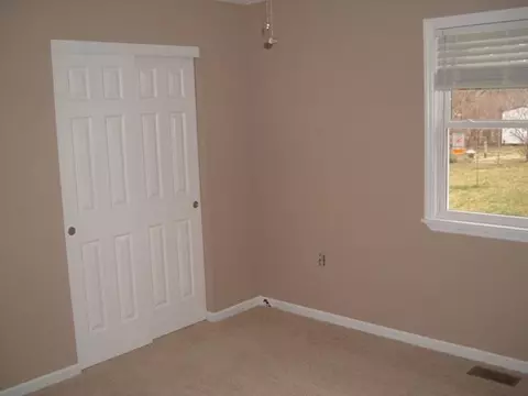 109 Rustic Dr, Circleville, OH 43113 photo 8