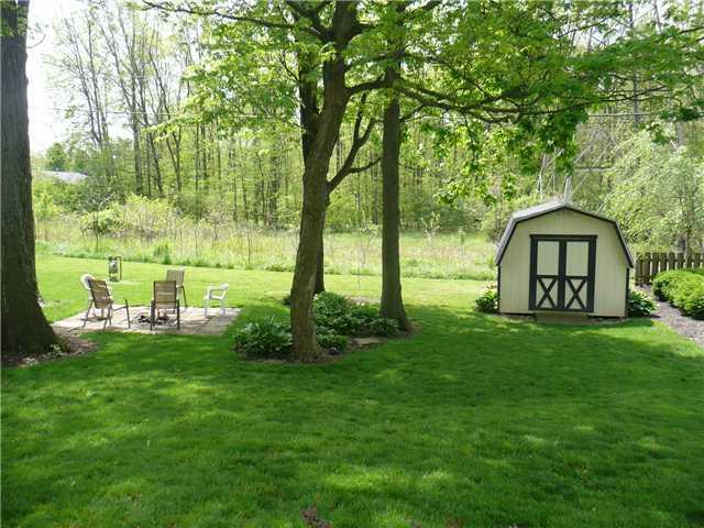 233 Cottswold Dr, Delaware, OH 43015 photo 3