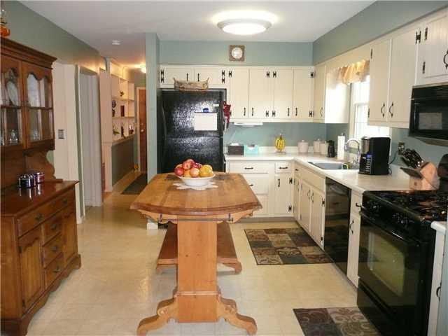 233 Cottswold Dr, Delaware, OH 43015 photo 8