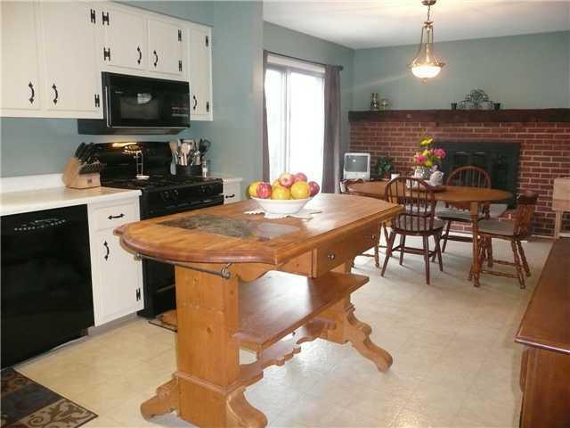 233 Cottswold Dr, Delaware, OH 43015 photo 10