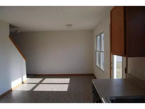 2220 Forest Ridge Dr, Hebron, OH 43025 photo 7