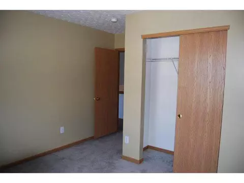 2220 Forest Ridge Dr, Hebron, OH 43025 photo 16