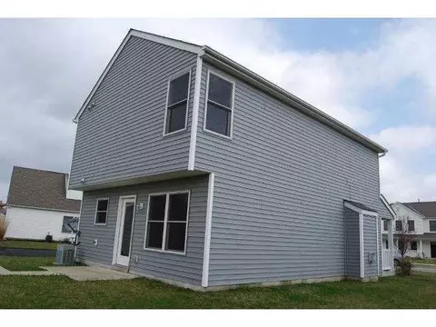 2220 Forest Ridge Dr, Hebron, OH 43025 photo 3