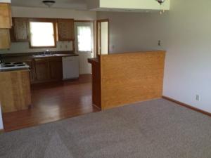 982 Spring St, Lancaster, OH 43130 photo 3