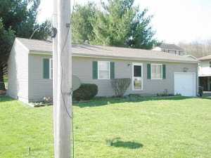 982 Spring St, Lancaster, OH 43130 photo 2