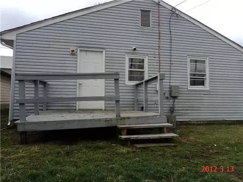 1119 E Locust St, Lancaster, OH 43130 photo 2