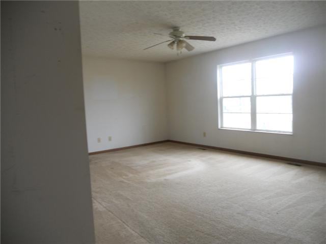 2001 Ashburn Dr, Delaware, OH 43015 photo 5