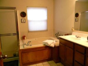 773 Covered Bridge Dr, Delaware, OH 43015 photo 16