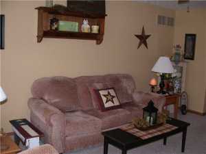 4049 Harris Ln #northridge, Springfield, OH 45503 photo 2
