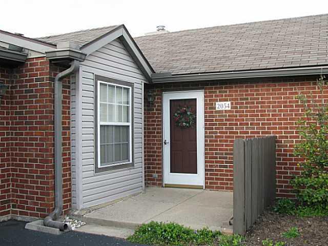 2054 Riversedge Dr, Lancaster, OH 43130 photo 1