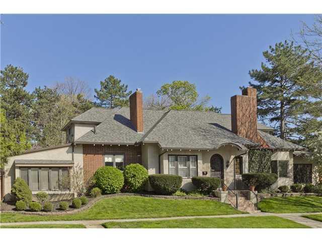 2658 E Broad St, Bexley, OH 43209 photo 2