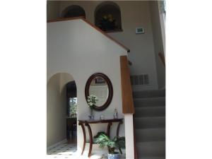 64 Chenango Dr, Powell, OH 43065 photo 2