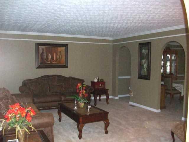 3033 Devonshire Dr, Delaware, OH 43015 photo 8