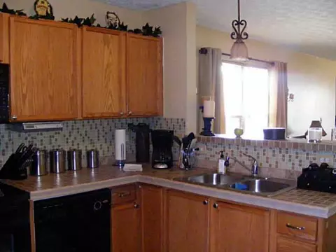 4064 Grayson Dr, Obetz, OH 43207 photo 6