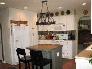 351 Pinecrest Ct, Delaware, OH 43015 photo 9