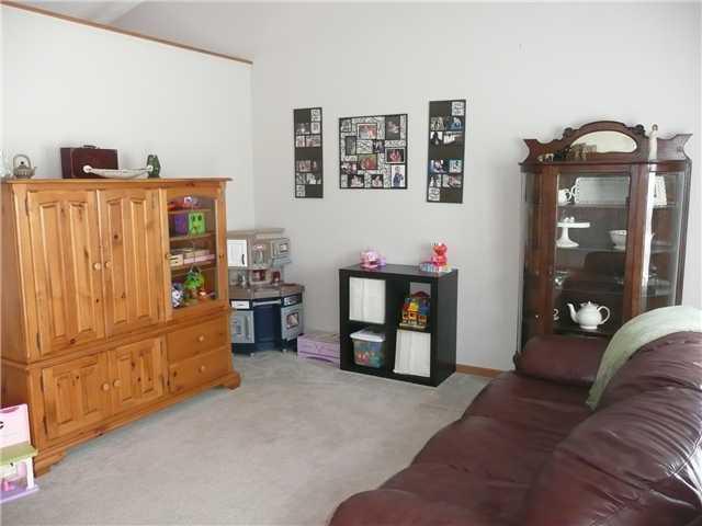 140 Fieldcrest Dr, Delaware, OH 43015 photo 6