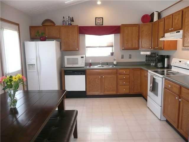 140 Fieldcrest Dr, Delaware, OH 43015 photo 13
