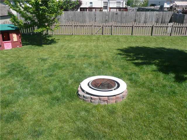 140 Fieldcrest Dr, Delaware, OH 43015 photo 3