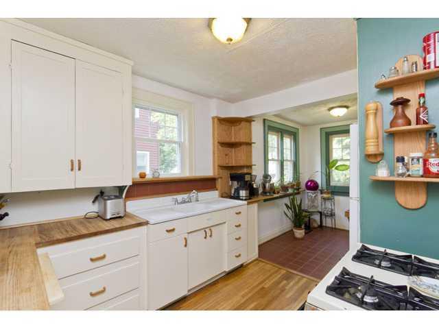 809 S Cassingham Rd, Bexley, OH 43209 photo 9