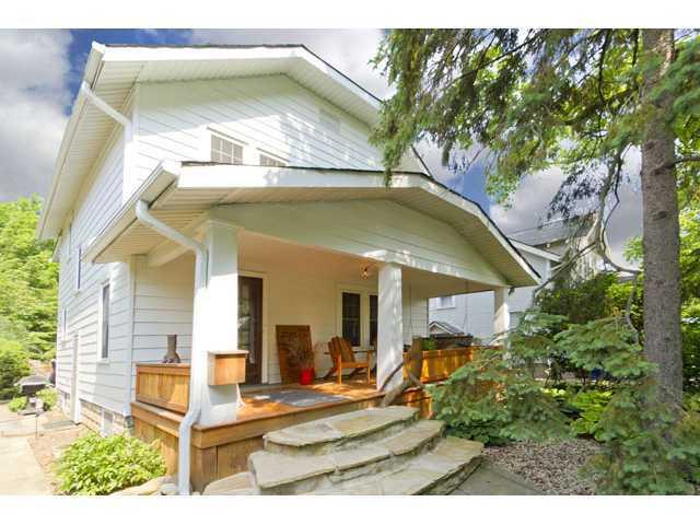 809 S Cassingham Rd, Bexley, OH 43209 photo 2
