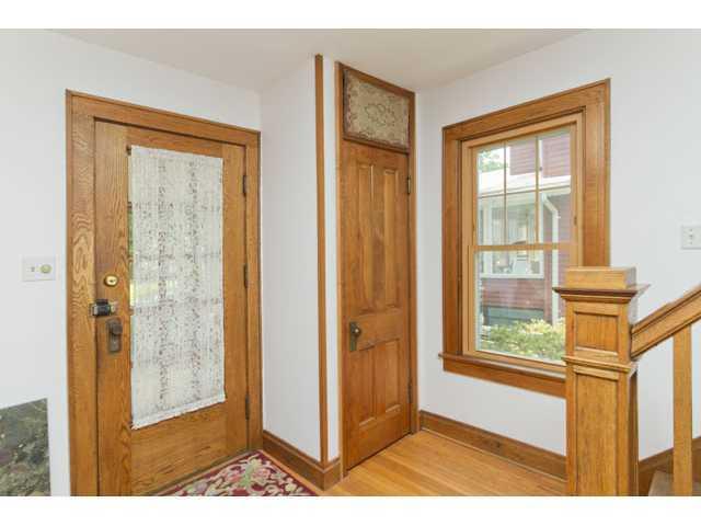 809 S Cassingham Rd, Bexley, OH 43209 photo 4