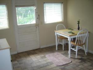 136 E Scioto Dr, Powell, OH 43065 photo 7
