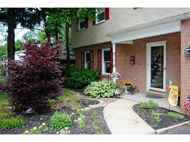 350 Madolin Dr, Lithopolis, OH 43136 photo 2