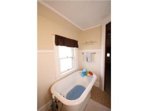 445 E Main St, Circleville, OH 43113 photo 17