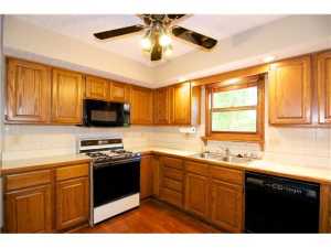 3392 Fieldpointe Ct, Columbus, OH 43221 photo 3