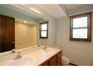 3392 Fieldpointe Ct, Columbus, OH 43221 photo 12