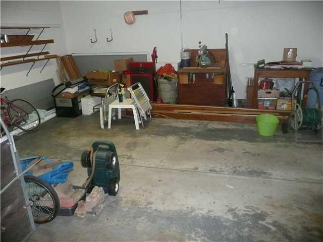 649 W Old Coach Rd, Westerville, OH 43081 photo 23