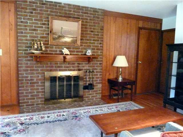 649 W Old Coach Rd, Westerville, OH 43081 photo 5