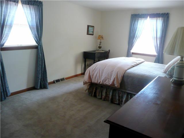 649 W Old Coach Rd, Westerville, OH 43081 photo 15
