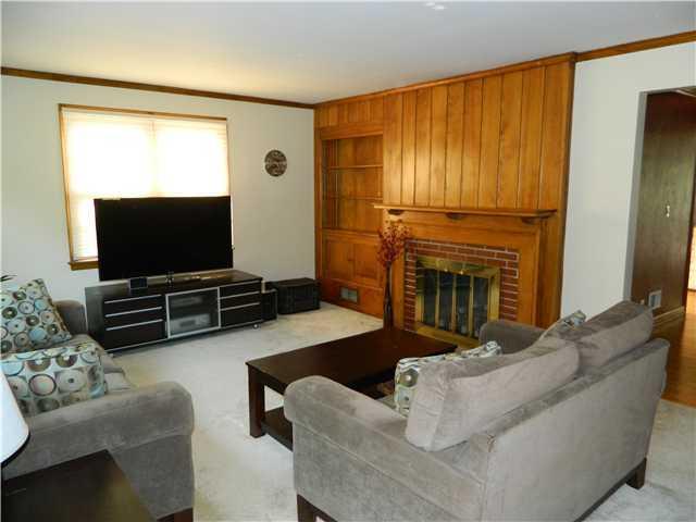 135 Westview Ave, Columbus, OH 43214 photo 2