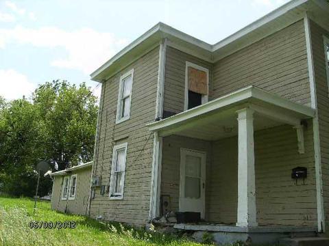 421 Sherman Ave, Springfield, OH 45503 photo 2