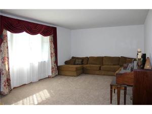 1291 Maize Ct, Columbus, OH 43229 photo 4