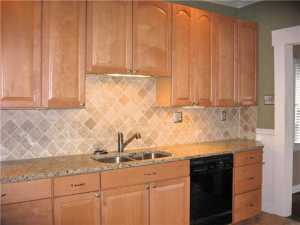 304 E Kossuth St, Columbus, OH 43206 photo 8