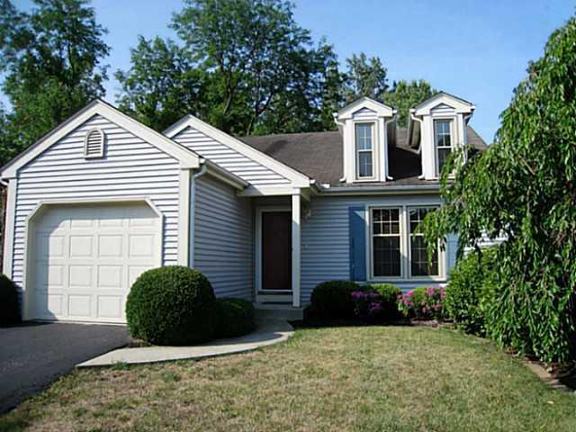 1096 Chatham Ln E, Delaware, OH 43015 photo 1