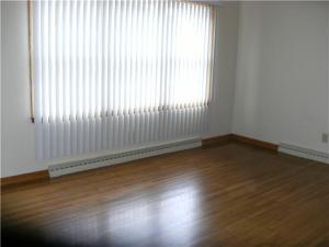 330 Sunset Dr, Circleville, OH 43113 photo 5
