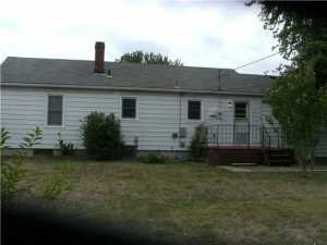 330 Sunset Dr, Circleville, OH 43113 photo 3